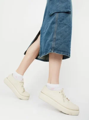 White & Pink Heart Sneakers – Sweet Style with Everyday Comfort