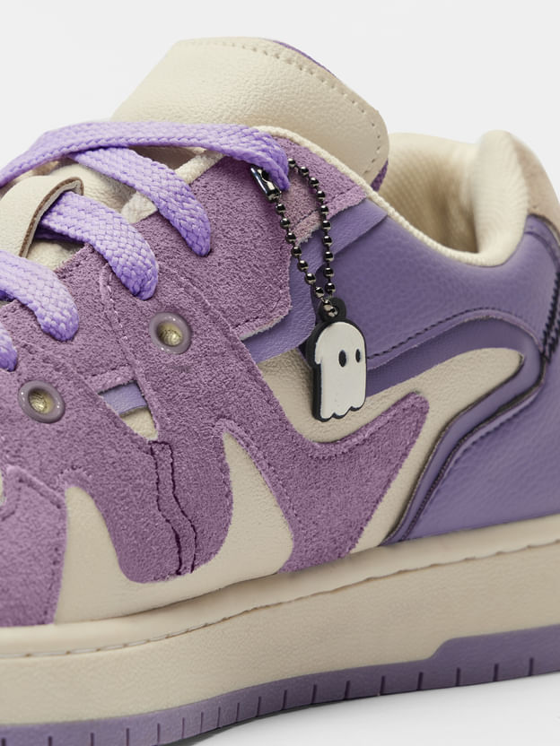 Urban Blaze: Lavender Men Low Top Sneakers - Image 3