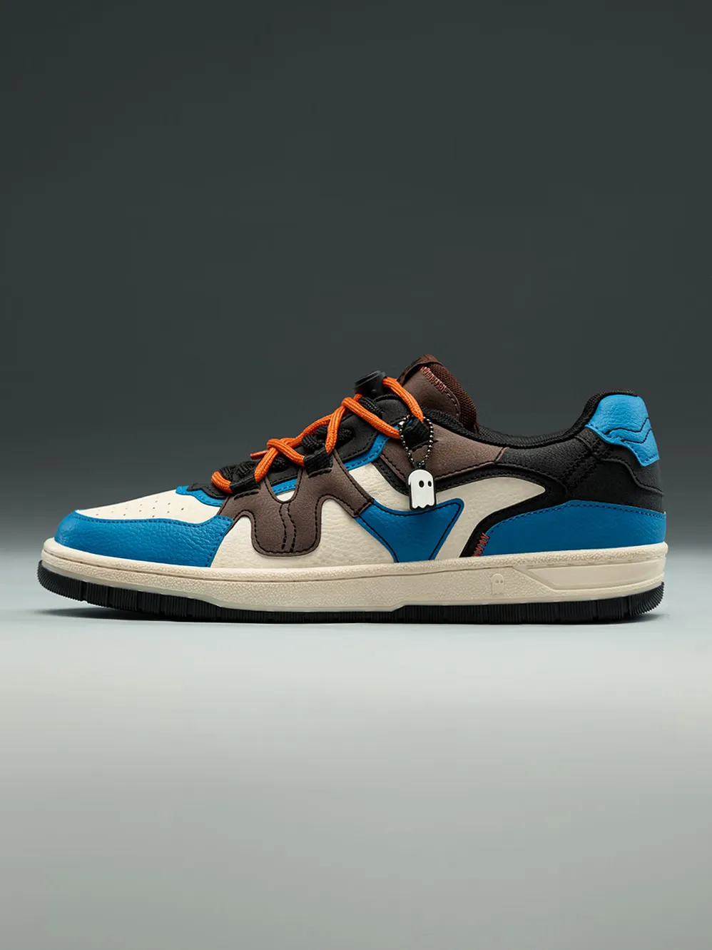 Off-White Platform Sneakers – Elevated Simplicity with Everyday Charm - Image 2