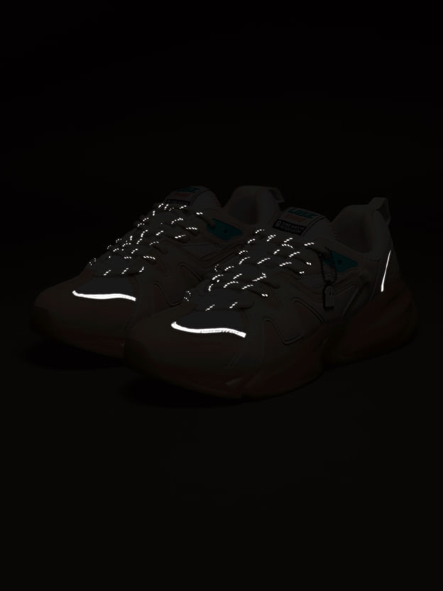 Reverb: Sandstorm Men Low Top Sneakers - Image 5