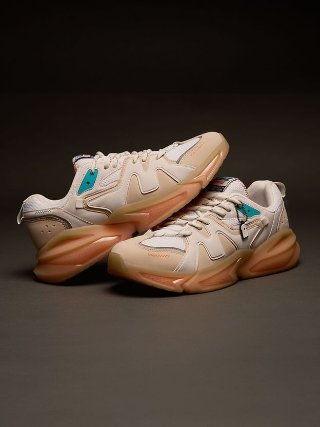 Reverb: Sandstorm Men Low Top Sneakers - Image 7