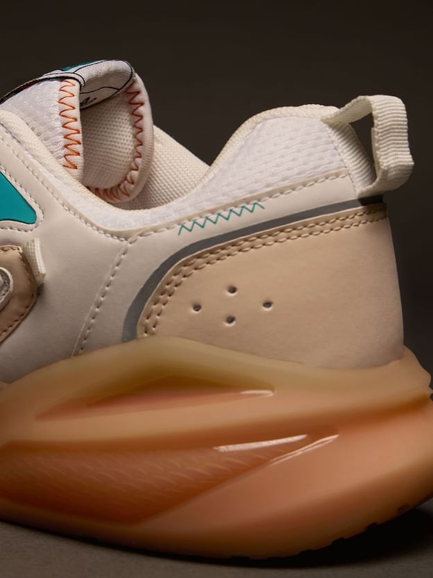 Reverb: Sandstorm Men Low Top Sneakers - Image 3