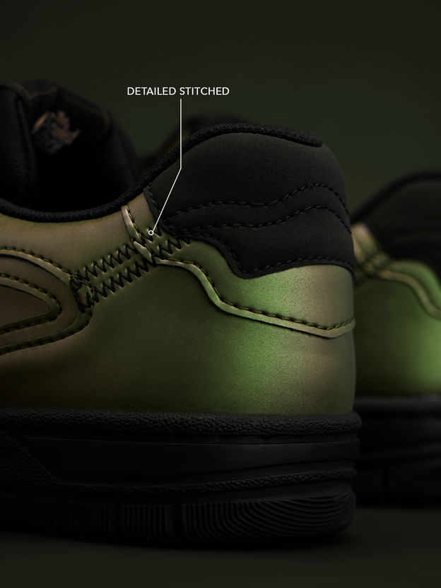 Marvel: Doctor Doom Men Low Top Sneakers - Image 5