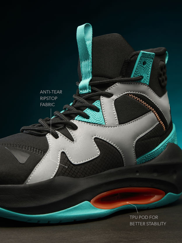 Men’s Black & Teal Reflective Sneakers with Flash-Activated Detailing - Image 3