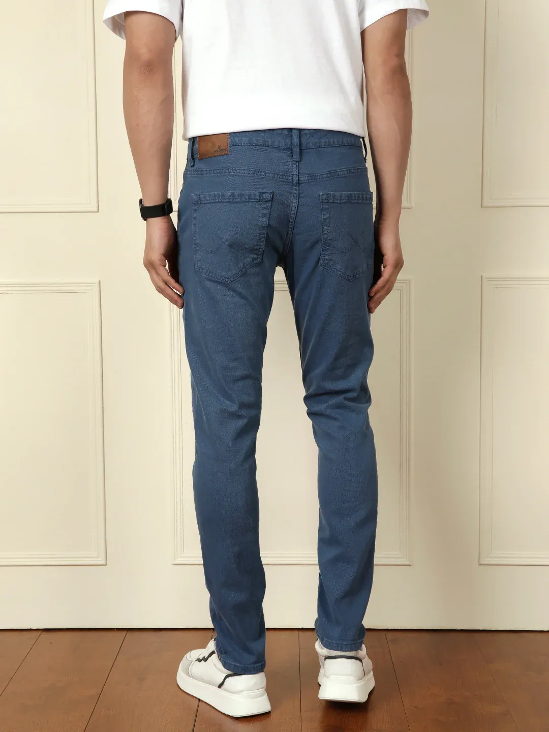 Everyday Stretch Slim-Fit Jeans – Washed Blue - Image 3