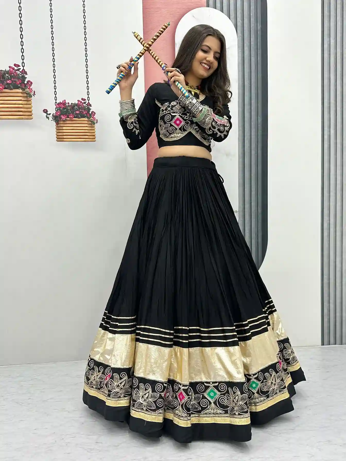 Midnight Royalty Black Chaniya Choli – Heritage Grandeur with Global Glam - Image 3