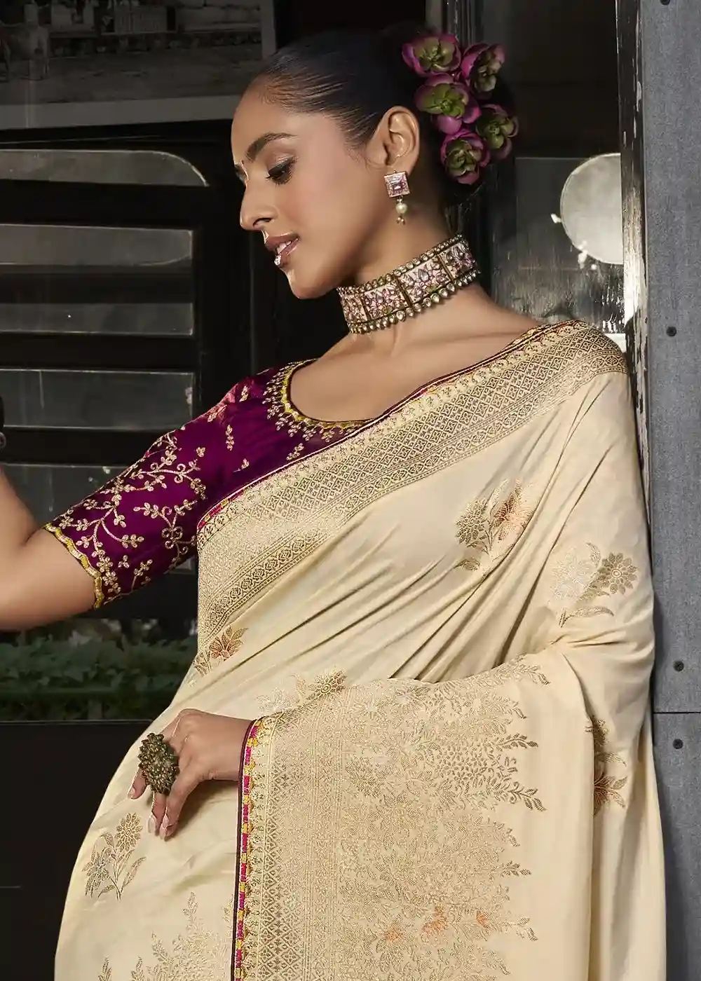 Cream & Maroon Zari Embroidered Silk Saree - Image 4