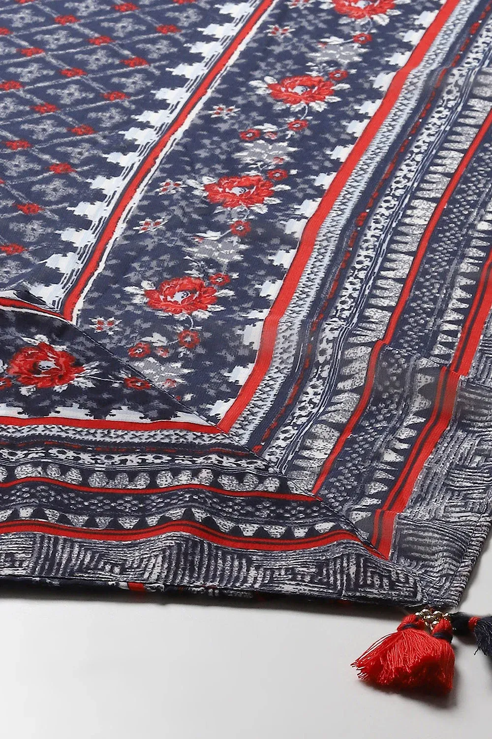 Elite Noir Luxe Kurta Set with Premium Ajrakh Print Dupatta - Image 3