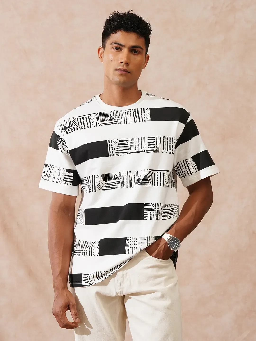 Men’s Black & White Abstract Stripe T-Shirt