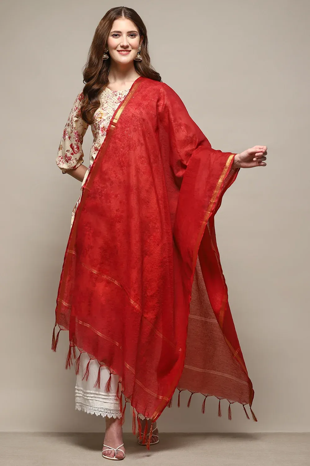 Regal Scarlet Heritage Dupatta – Luxurious Handwoven Charm with Gold Border Finish - Image 3