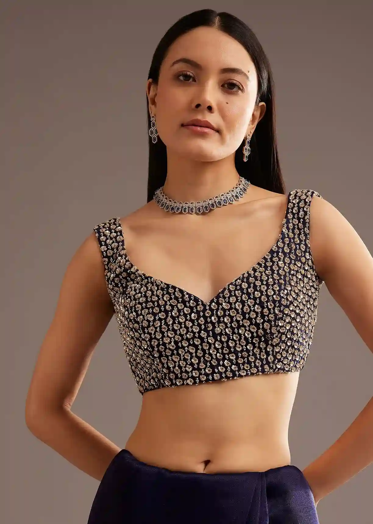 Midnight Reserve Organza Tissue Saree with Sequin & Cutdana Embroidery – Elite Glamour Portfolio - Image 2