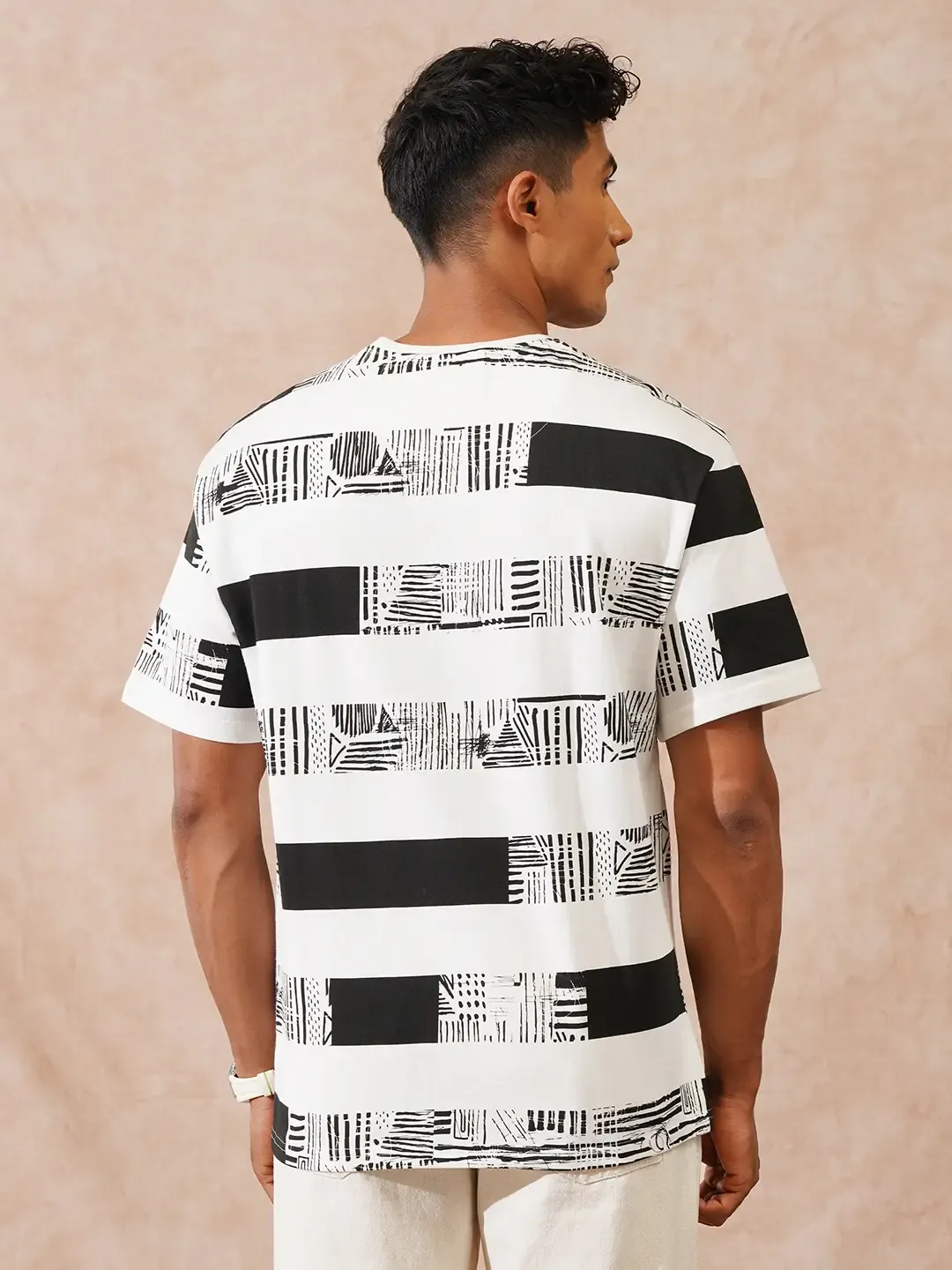Men’s Black & White Abstract Stripe T-Shirt - Image 3