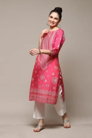 Fuchsia Bloom Ethnic Kurta – Vibrant Festive Charm in Contemporary Print