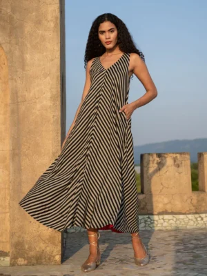 Black & Beige Striped A-Line Maxi Dress with Side Pockets