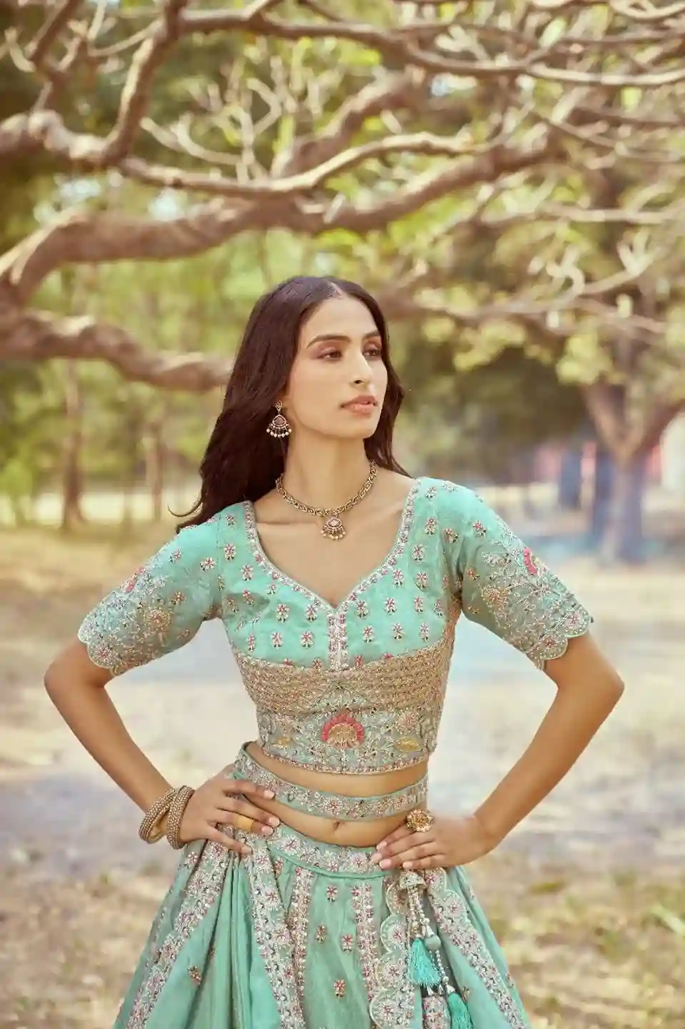 Sea Green Bridal Lehenga Choli – An Ethereal Blend of Elegance & Intricacy - Image 3