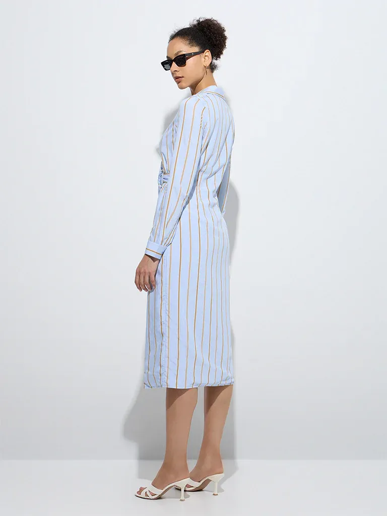 Ledger Stripe Ring-Waist Wrap Shirt Dress – Blue - Image 4