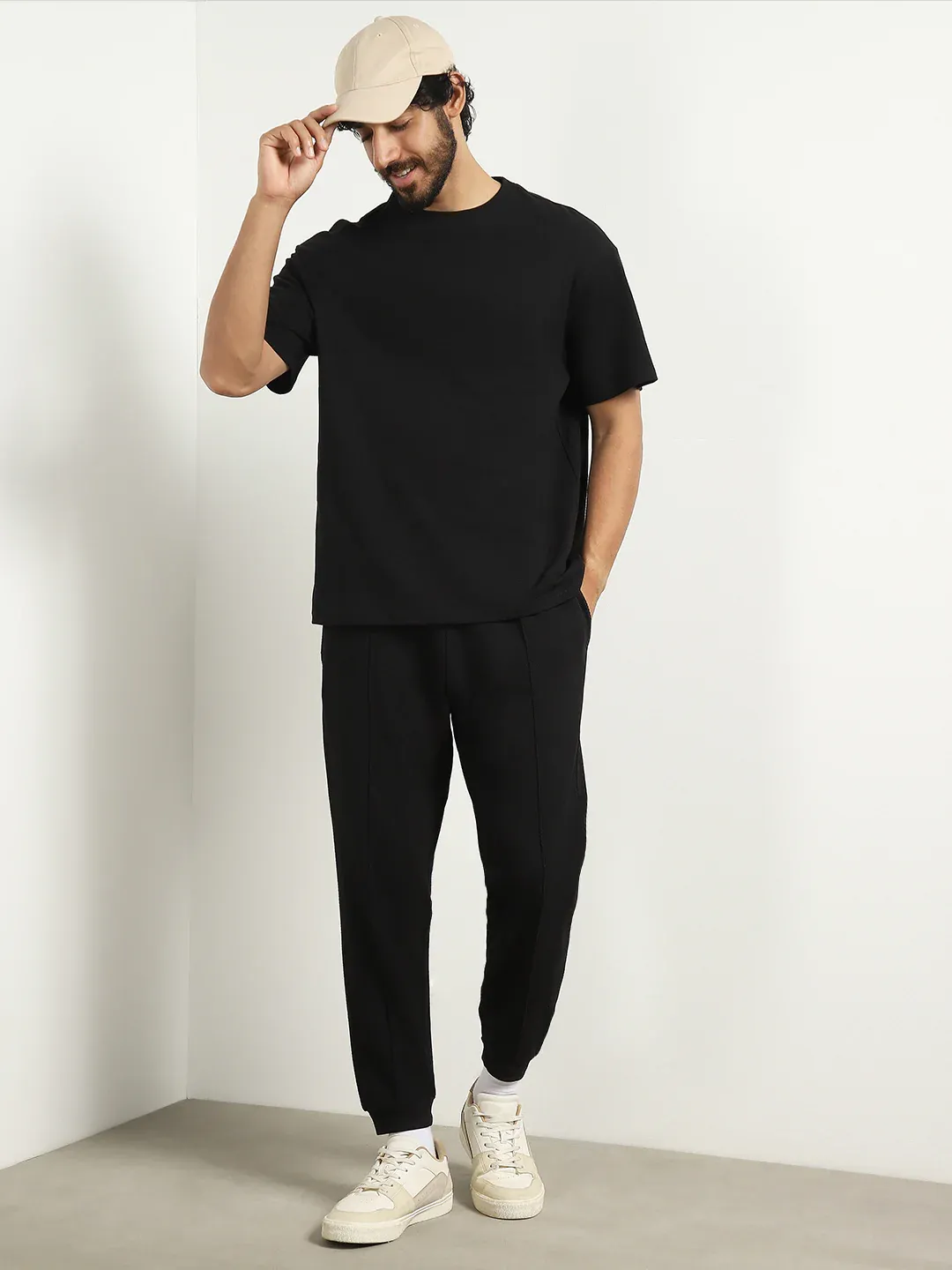 Urban Noir Comfort Co-ord Set - Image 3