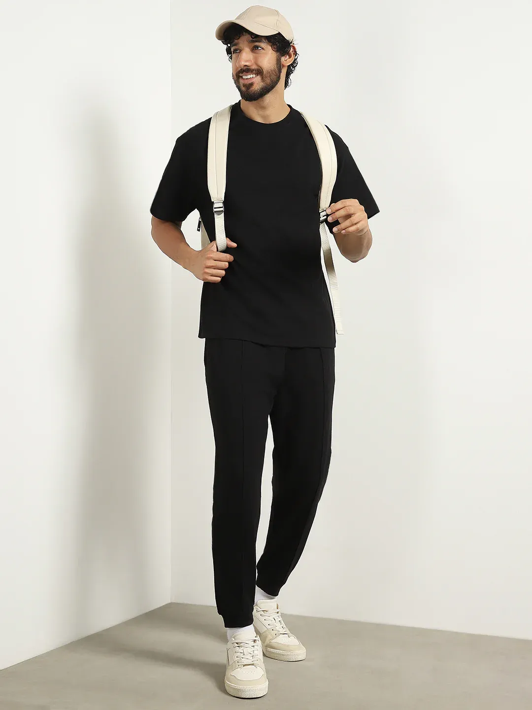 Urban Noir Comfort Co-ord Set - Image 4