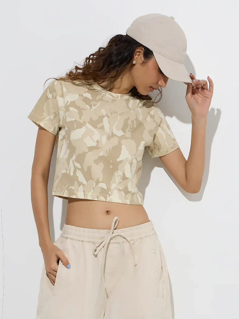 Women’s Beige Camouflage Crop T-Shirt - Image 3