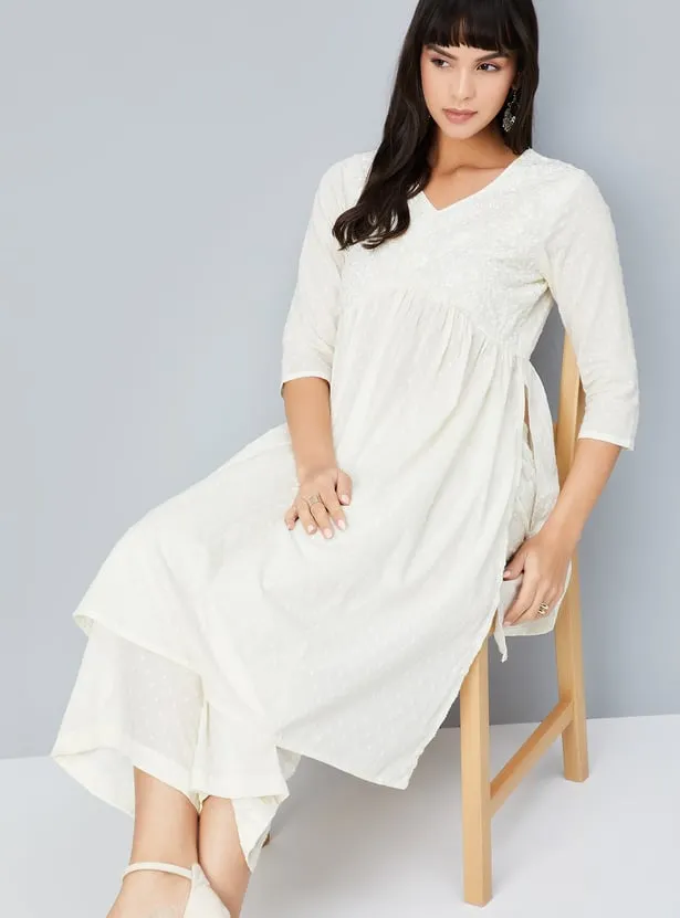 Off-White Gathered Empire Line Kurta – Timeless Simplicity in Ethnic Form - Image 2