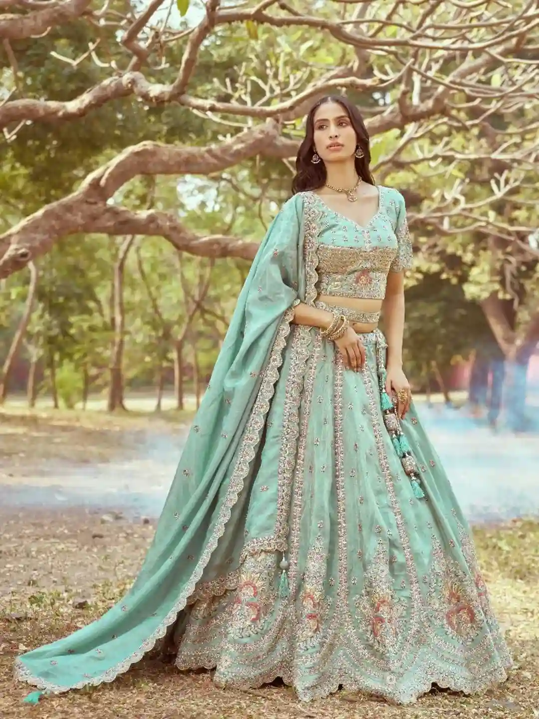 Sea Green Bridal Lehenga Choli – An Ethereal Blend of Elegance & Intricacy - Image 5
