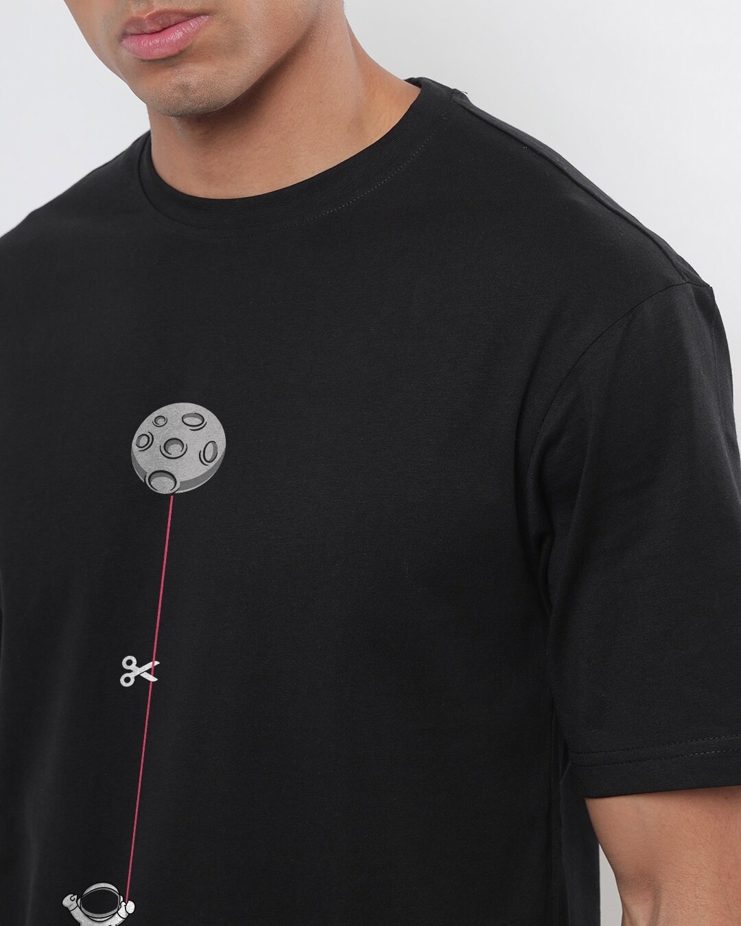 Men’s Black “Hang in There” Astronaut Graphic Oversized T-Shirt - Image 2